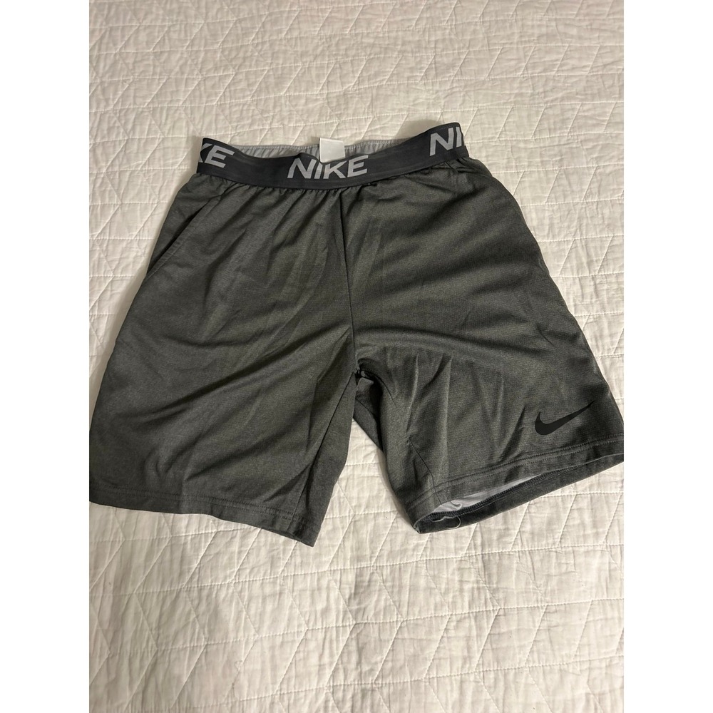 Nike‎ men's shorts size small
